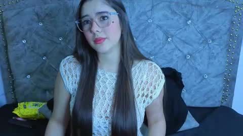 Snapshot of elisvega chatting on 02.18.26 elisvega online show from 02.18.26