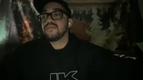 Snapshot of elitealex87 chatting on 10.31.25 elitealex87 online show from 10.31.25