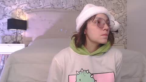 Eliza online show from 12.22.25