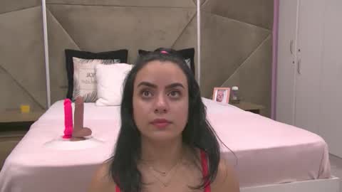 Snapshot of eliza_ibara chatting on 10.27.25 Eliza online show from 10.27.25