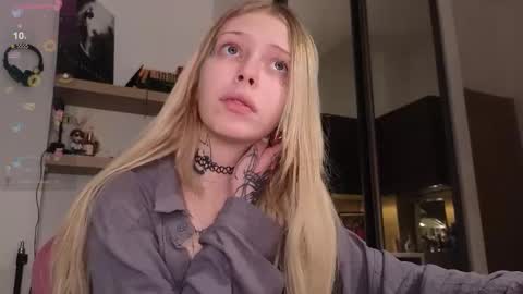 Snapshot of eliza_sadcat chatting on 02.02.26 Elizabeth online show from 02.02.26