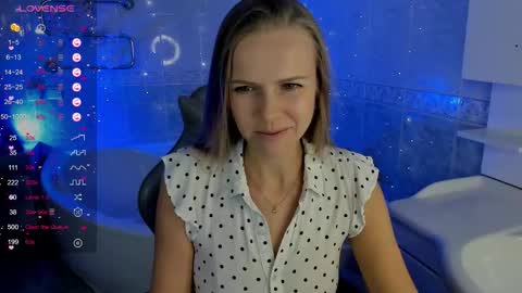 eliza_wilsoon online show from 10.03.25