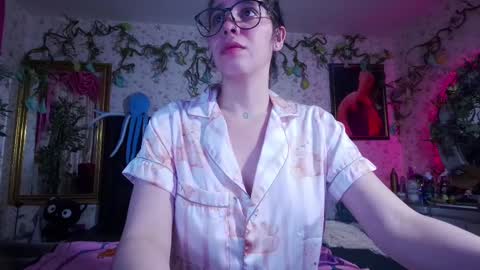 Elizabeth online show from 02.22.25