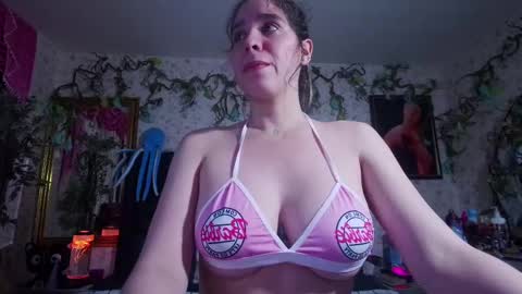 Elizabeth online show from 09.09.25