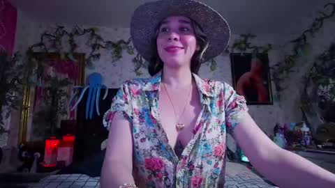 Elizabeth online show from 09.14.25