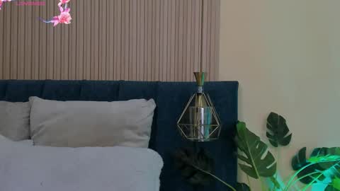 elizabeth online show from 10.28.25