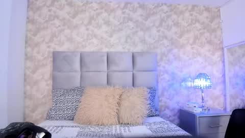 Elizabeth online show from 01.16.25