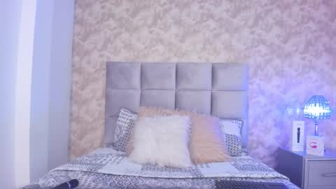 Elizabeth online show from 01.27.25