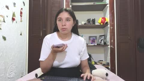 Snapshot of elizabeth_evanz chatting on 02.06.25 elizabeth online show from 02.06.25