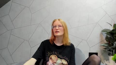 Elizabeth online show from 02.13.25