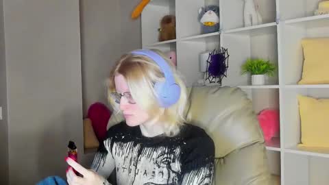 Elizabeth online show from 11.02.25