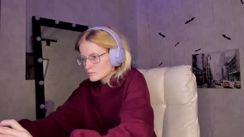 Elizabeth online show from 11.17.25