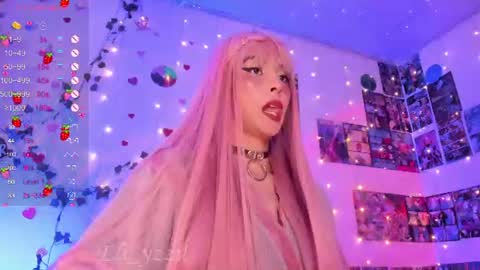    Independent Model online show from 07.14.26
