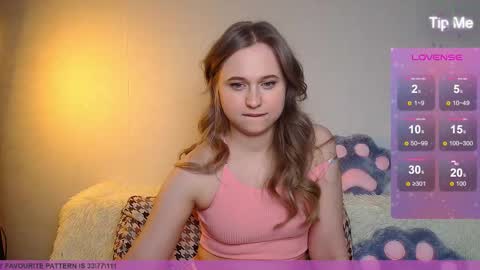 Snapshot of elizabeth_kitty_ chatting on 10.17.25 Lizzy online show from 10.17.25