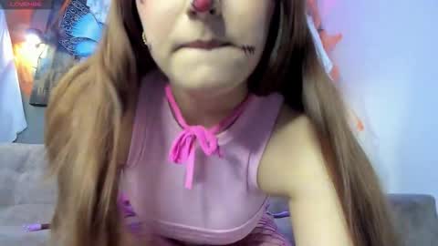 Snapshot of elizabeth_lamer chatting on 10.26.25 Elizabeth Lamer online show from 10.26.25