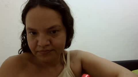Snapshot of elizabeth_martinez_ chatting on 12.08.24 Elizabeth Martinez online show from 12.08.24