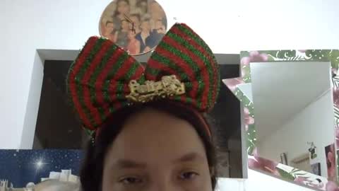 Snapshot of elizabeth_martinez_ chatting on 12.14.24 Elizabeth Martinez online show from 12.14.24