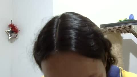 Snapshot of elizabeth_martinez_ chatting on 01.14.25 Elizabeth Martinez online show from 01.14.25