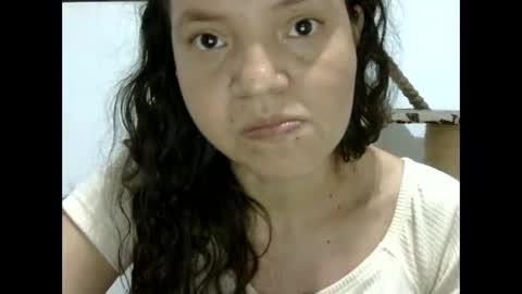 Snapshot of elizabeth_martinez_ chatting on 02.28.25 Elizabeth Martinez online show from 02.28.25