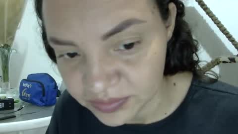 Snapshot of elizabeth_martinez_ chatting on 09.28.25 Elizabeth Martinez online show from 09.28.25