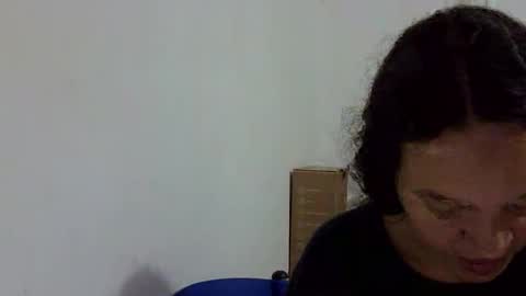 Snapshot of elizabeth_martinez_ chatting on 10.28.25 Elizabeth Martinez online show from 10.28.25