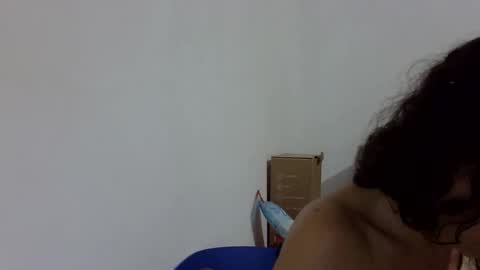 Snapshot of elizabeth_martinez_ chatting on 11.11.25 Elizabeth Martinez online show from 11.11.25