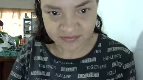 Snapshot of elizabeth_martinez_ chatting on 12.17.25 Elizabeth Martinez online show from 12.17.25