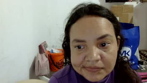 Snapshot of elizabeth_martinez_ chatting on 06.18.26 Elizabeth Martinez online show from 06.18.26