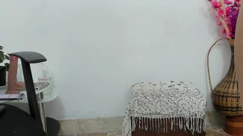 Snapshot of elizabeth_mathure chatting on 10.09.25 Elizabeth Mathure online show from 10.09.25