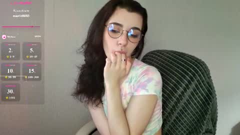 Snapshot of elizabeth_milller chatting on 06.26.26 Lizzy online show from 06.26.26