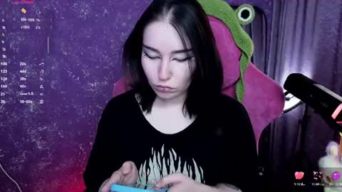Snapshot of elizabethflowerr chatting on 06.22.26 Eli online show from 06.22.26