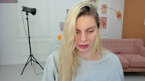 elizabethmad online show from 11.11.25