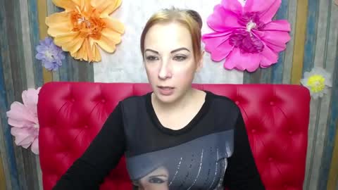 Snapshot of elizabethsho chatting on 04.29.26 ElizabethSho online show from 04.29.26