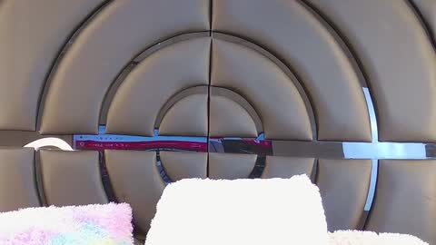 Elizabet online show from 01.19.25