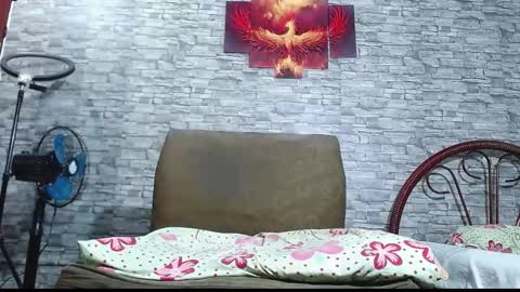 Snapshot of eljeorge_hott chatting on 09.12.25 JORGE BENITEZ online show from 09.12.25