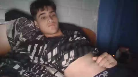 Snapshot of elkirih chatting on 09.10.25 El Ray online show from 09.10.25