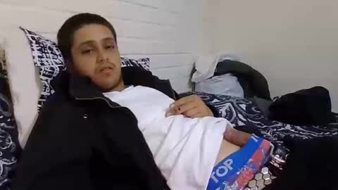 Snapshot of elkirih chatting on 11.09.25 El Ray online show from 11.09.25