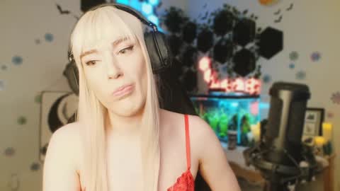 Snapshot of ella_ecstasy chatting on 02.04.25 Ella Ecstasy online show from 02.04.25