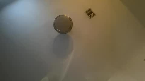 Snapshot of ella_ella_ella_ay chatting on 11.18.25 ella_ella_ella_ay online show from 11.18.25