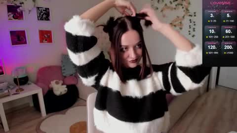 ELLA online show from 10.19.25