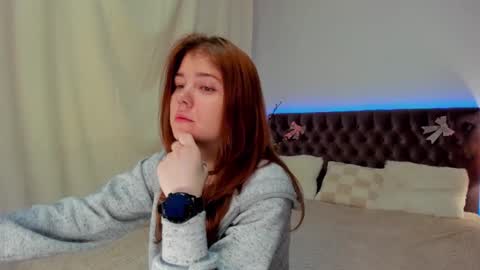 Ella Mayers online show from 02.13.25