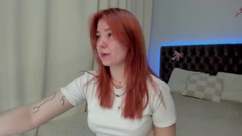 Ella Mayers online show from 09.14.25