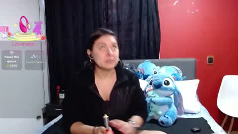 Snapshot of ella_rouse1 chatting on 07.22.26 ella rouse online show from 07.22.26