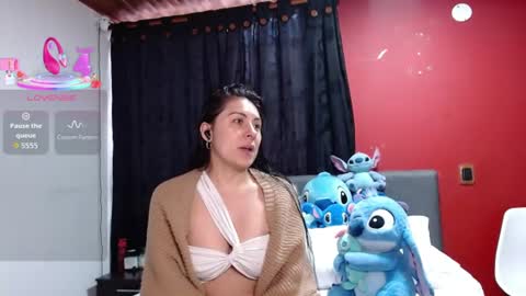 Snapshot of ella_rouse1 chatting on 07.23.26 ella rouse online show from 07.23.26
