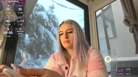 ella_vee online show from 02.18.26