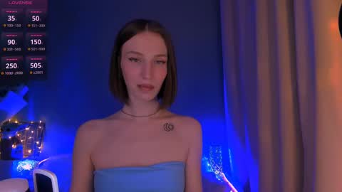 ellaamber online show from 03.08.25