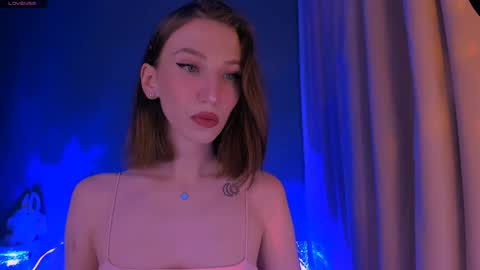 Snapshot of ellaamber chatting on 11.16.25 ellaamber online show from 11.16.25