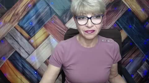 Snapshot of ellabonito chatting on 10.06.25 EllaBonito online show from 10.06.25