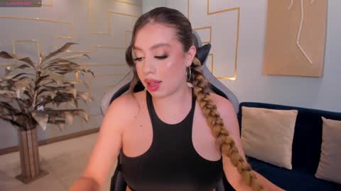 EllaClark online show from 12.04.24