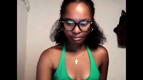 ellah245 online show from 04.20.26